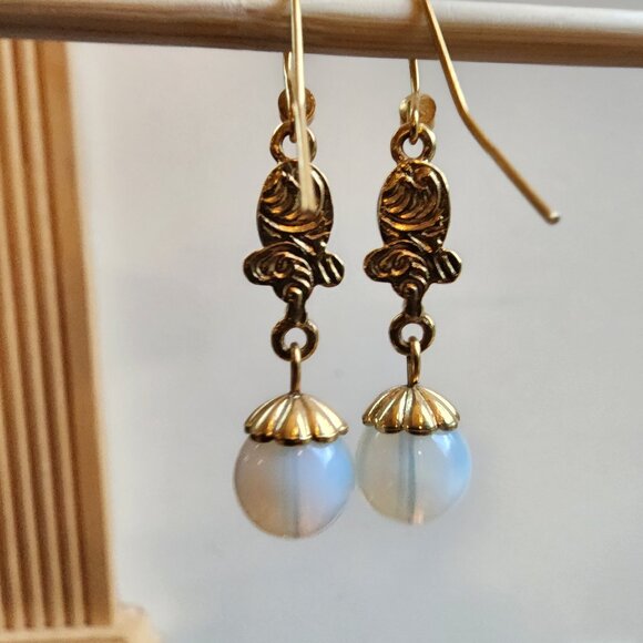 1928 Blue/Gold Beaded Drop Dangle Earrings - Picture 16 of 16